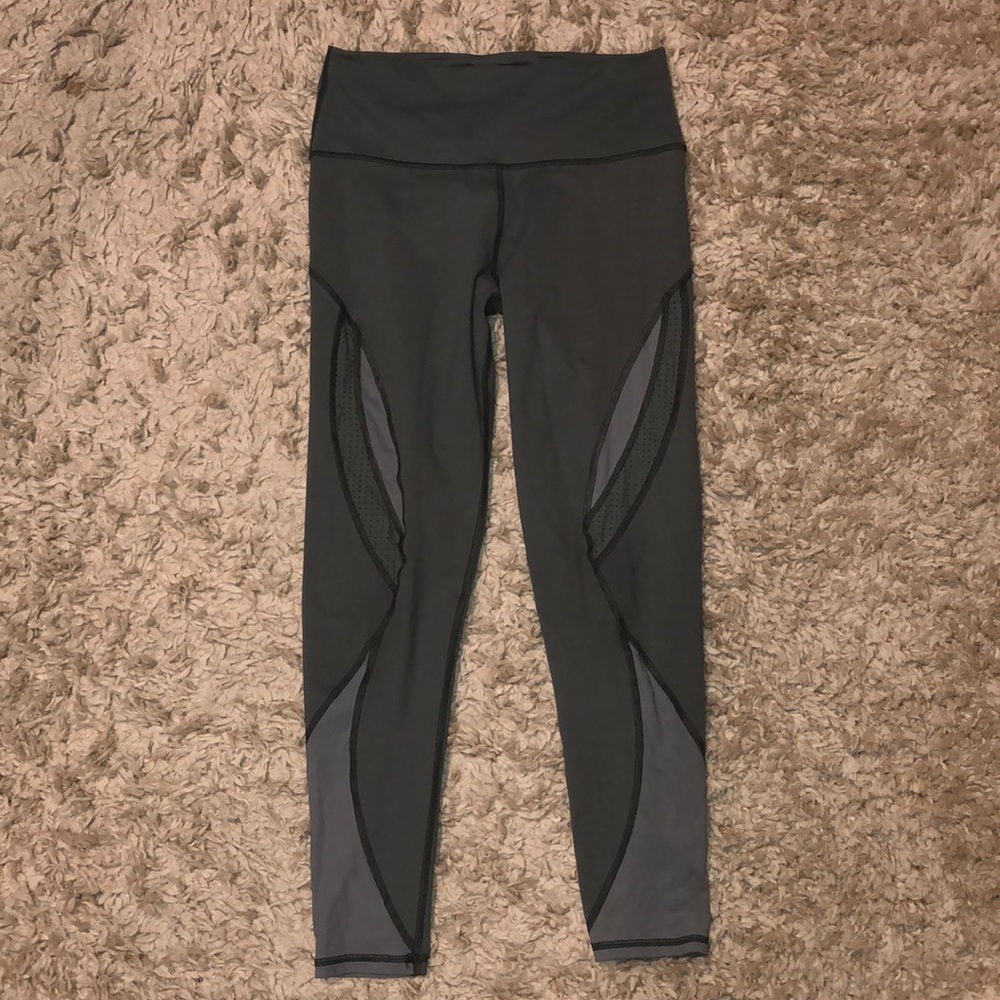 Arie Move Mesh High Waisted Leggings